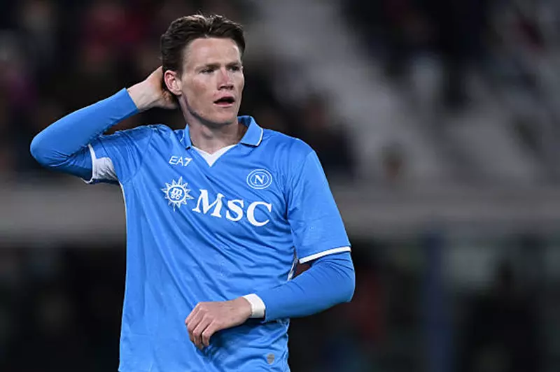 تقارير: ماكتومناي يريد العودة إلى الدوري الإنجليزي